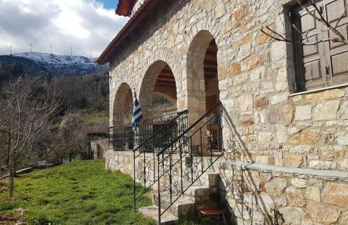 Stone Mountainhouse near Kalavryta, North Peloponnese, Greece - Foto 2