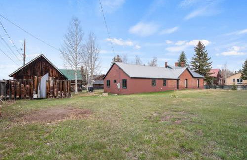 The Red Brick House - Photo 12