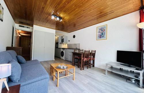 Studio Cabine Rénové avec Balcon et Parking Près des Pistes – La Salle-les-Alpes - FR-1-330F-220 - Photo 9