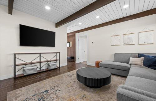 Ski Resorts & DT, Hot Tub, Game Room, Yard, 9 beds - Foto 14