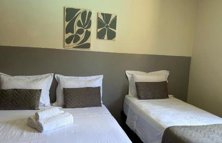 Casa com Piscina no Centro - 13 pessoas - Churrasqueira - Elegante - Foto 23