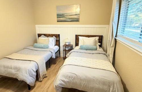 Modern and Cozy 3BR Retreat Perfect for Families or Big Group - Foto 15