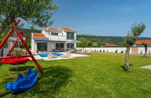 Villa Anja is a 4 bedroom villa with a 32 sqm heated pool near Imotski - Foto 44