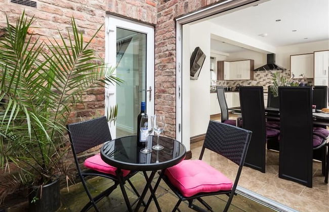 The Light Well - Photo 8