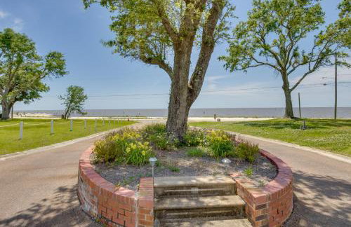 Coastal Waveland House half Block to Pub Beach - Foto 33