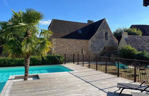 Vue sur la vallee - Maison pour 10 - Piscine - Foto 24