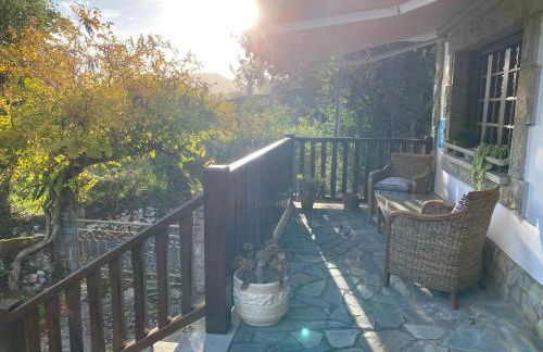 Los Picos - Casa rural con jardín - Foto 18