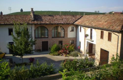 B&B Cascina Gaione Via Gallina,18b 12052 Neive cn - Foto 6