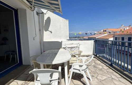 Appartement cosy avec terrasse près du port - FR-1-224B-210 - Foto 1