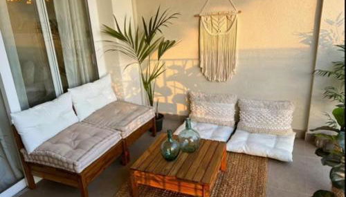 Beachfront, Sea views, Terrace and Parking! - Foto 2