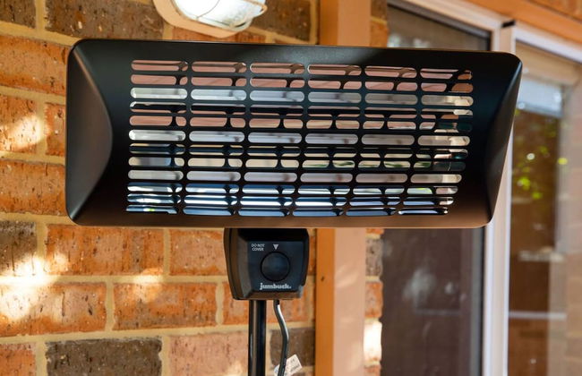 Idyllic Modern Scarborough Home Fireplace BBQ - Foto 28