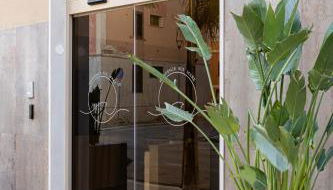 Lbr SUITE Apartment - Photo 4