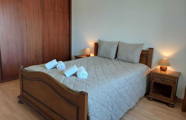 Poolside Apartment with 2 bedrooms, patio and BBQ - Foto 8