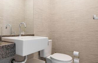 Cobertura em Resort Pé na Areia com Piscina Hidro - Foto 14