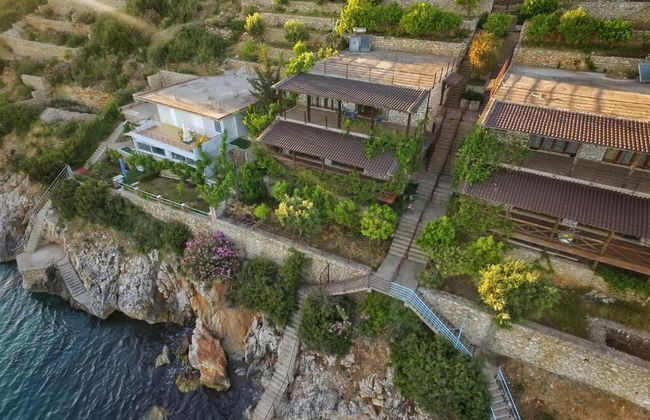 Seaside Duplex Stone Villa - Foto 1