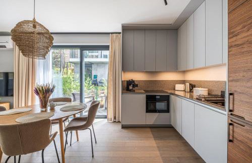 Apartament Leśny Ogród - kompleks Wydma & Las - 200 m do Morza, widok na sosnowy las, leśny ogród o pow 160 m2, bezpłatny parking, faktura VAT, ochrona, plac zabaw, boisko wielofunkcyjne - Photo 6