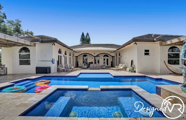 8-BR with Pool & Mini-golf & Soccer - Foto 2