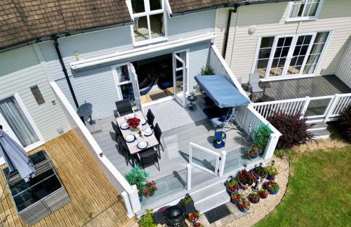 Luxury Kingfisher Lodge, Isis Lake, within the Cotswold Waterpark - Foto 32