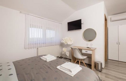 Amazing Home In Slunj With Wifi - Foto 33