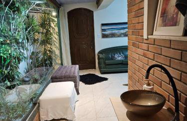 Casa Show - Hospedagem e Day use para grupos - com piscina aquecida - Foto 18