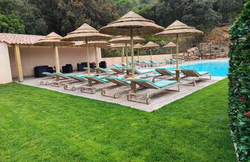 Résidence de tourisme Les Hauts de l'Avena - Foto 2