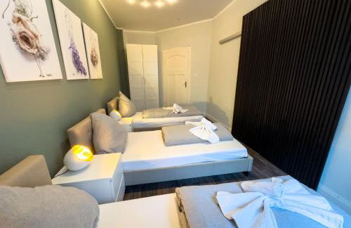 Citynah, Balkon, große Küche und Garten - Foto 18