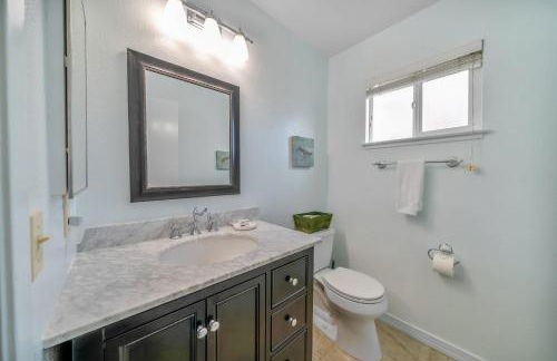 Succulents and Seashells - Coastal Paradise by Beach - Foto 42