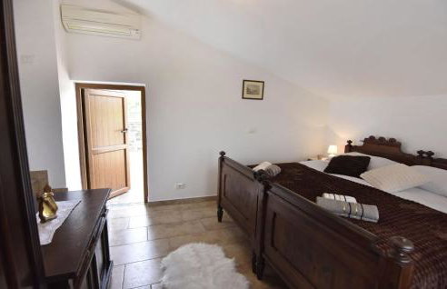 Villa with private pool and garden retreat - Foto 33