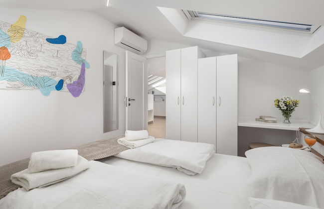 Beautiful Apartment House On The Seaside - Photo 19