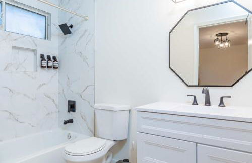 Newly Remodeled 5B4B 2 mile from the Rose Parade - Foto 20