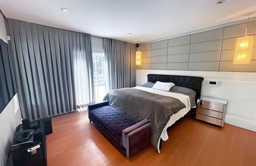 Mansão Cinematográfica em Condomínio- Granja Viana - Foto 4