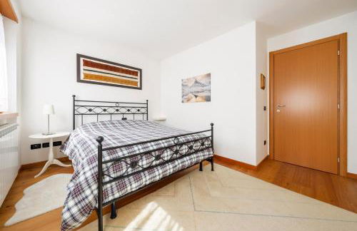 Dolomiti Cortina Chalet con parcheggio - Caldo e accogliente trilocale - Photo 4