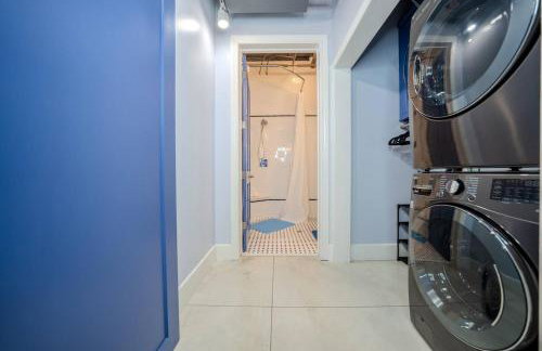 Ground Floor Waterfront on The Rez in Madison - Foto 25