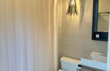 Quiet Luxury in the Heart of the Hamptons - Foto 41