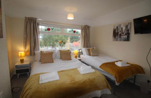 Sutton House - Foto 1