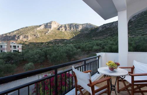 Venetia Apartments - Photo 13