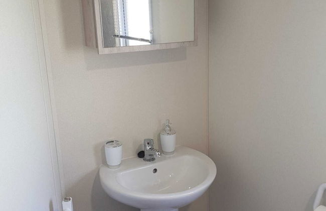 Lodge - Sleeps 8 - Parking, Wifi, - Foto 7