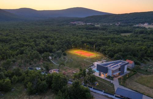 Villa Nella Foresta with private 66sqm heated pool, Whirlpool, Tennis court, Gym, Billiards, 4 en-suite bedrooms - Foto 3