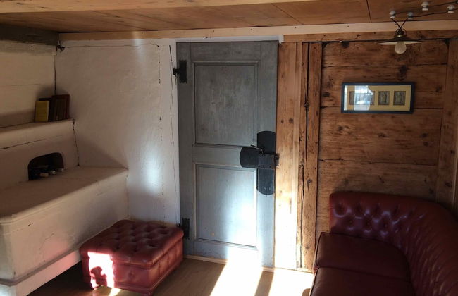 325 Year Old Swiss Chalet - Foto 13