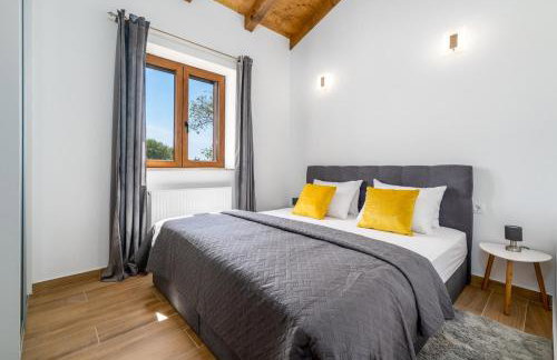 Promina luxury villa with 72sqm Heated Pool, Jacuzzi, Infrared Sauna, Tennis court, Media room - Foto 33