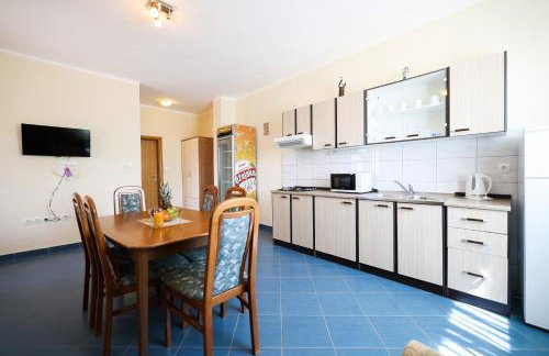 Apartmani Lucky with beautiful sea view - Photo 16