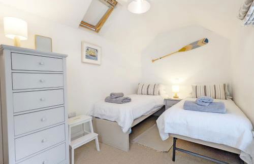 Hearnesbrook Barn , Emsworth - Photo 28