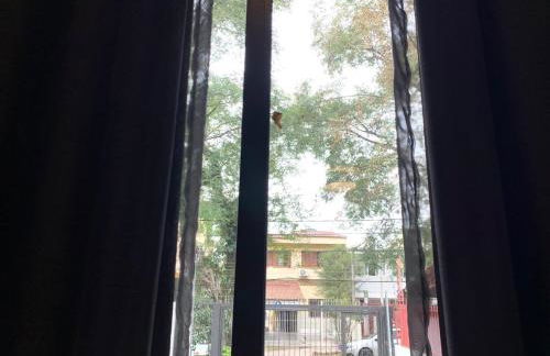 Casa linda, ótima localização, 2 vagas de garagem - Foto 17