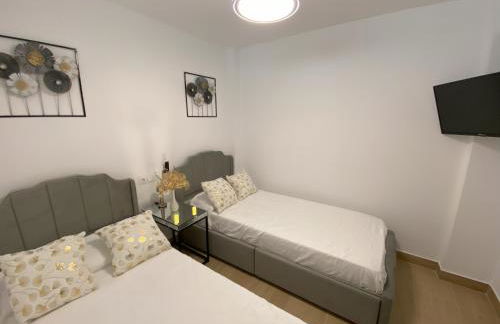 THE ROCK VIEWS APARTMENTS 1 min walking to Gibraltar - Foto 21