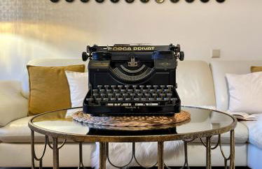 ALTE SCHULE WITTENBERG, 3 Ferienwohnungen für bis zu 12 Personen, an der Elbe, mit Garten - Foto 2