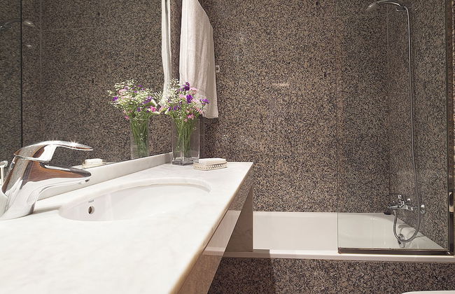 My Space Barcelona Park Putxet Rentals - Photo 39