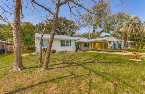 Fort Walton Coastal Retreat w/ Yard: Walk to Beach - Foto 56