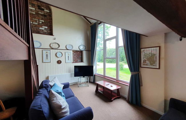 Martin Lane Farm Holiday Cottages - Photo 35