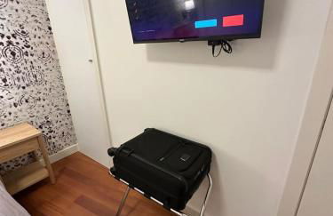 Stylish & Cozy 1BR Steps from Royal Palace | By Airnest - Photo 24