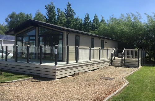 Tuscany Lodge - Photo 1